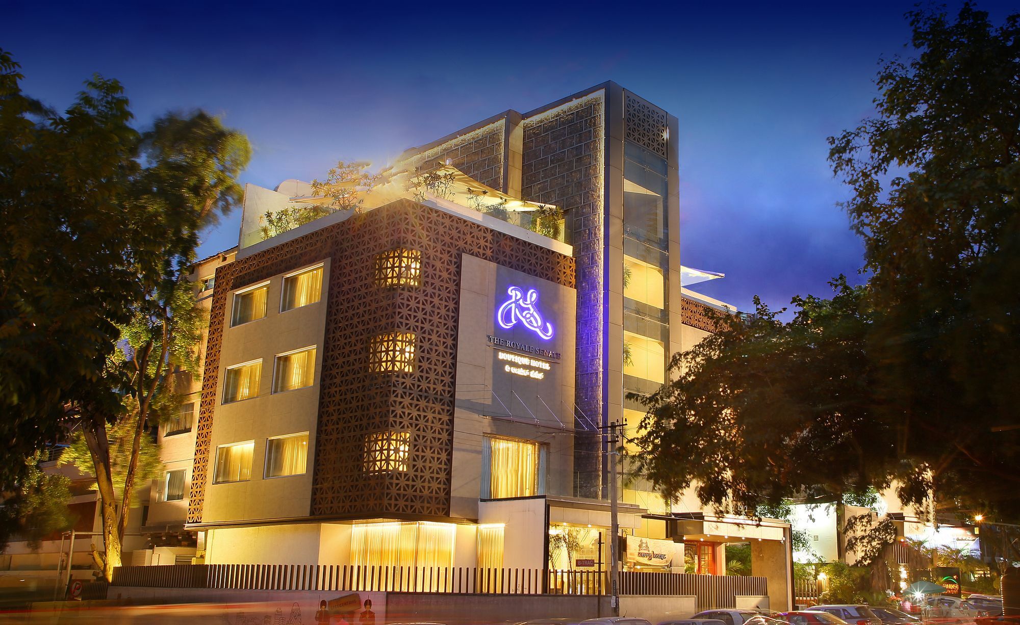 The Royale Senate Race Course, Bangalore Exterior photo